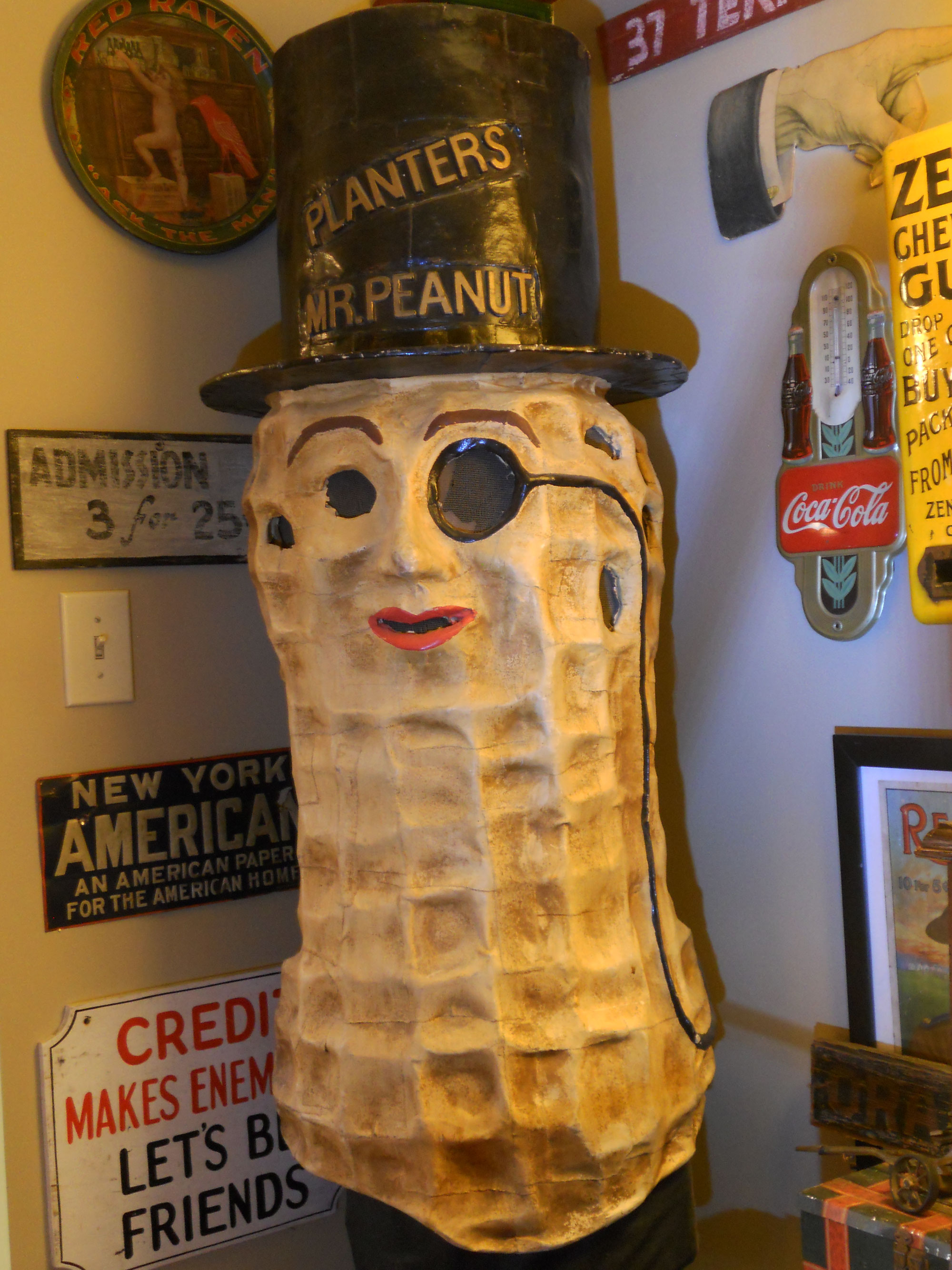 1000+ images about Mr. Peanut on Pinterest | Planters peanuts, Peanuts and Cookie jars